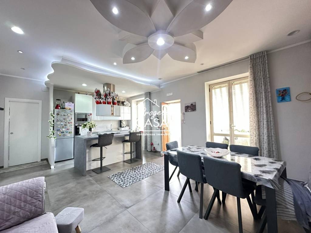 appartamento in vendita a Napoli in zona Ponticelli