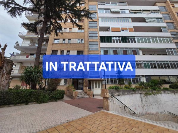 appartamento in vendita a Napoli in zona Fuorigrotta