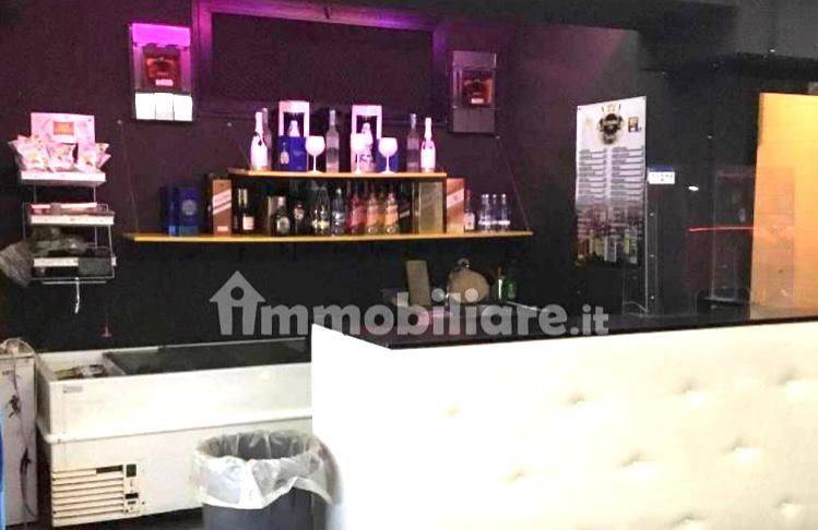 negozio in vendita a Napoli