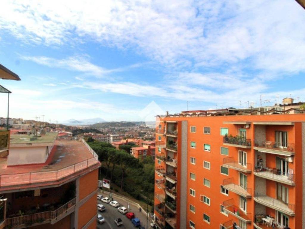 appartamento in vendita a Napoli in zona Vomero