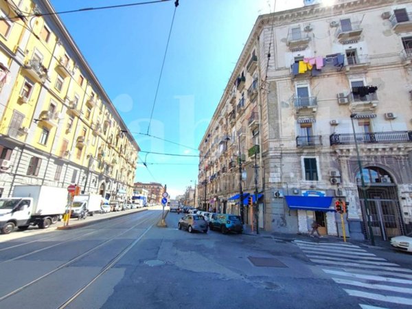 appartamento in vendita a Napoli in zona Pendino / San Giuseppe