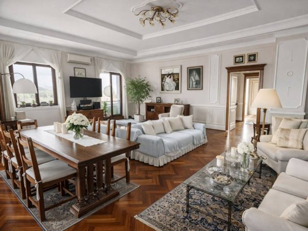 appartamento in vendita a Napoli in zona Posillipo