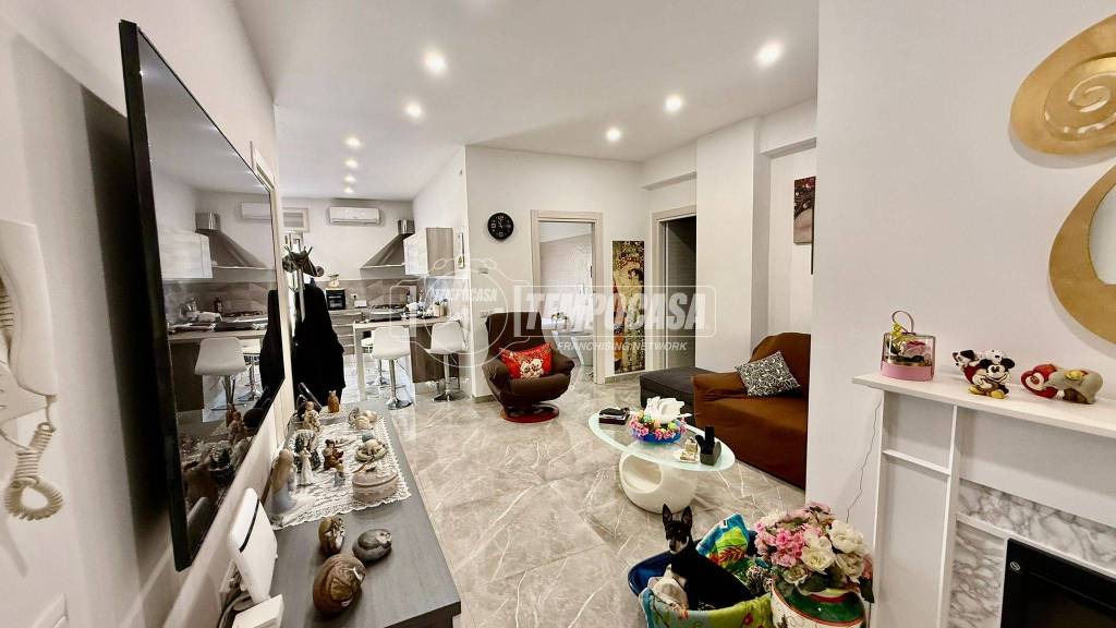 appartamento in vendita a Napoli in zona Fuorigrotta