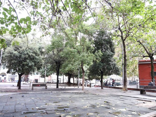 appartamento in vendita a Napoli in zona Stella