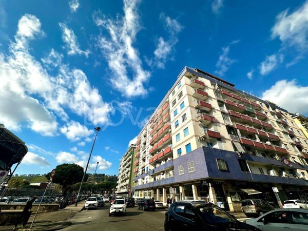 appartamento in vendita a Napoli in zona Fuorigrotta