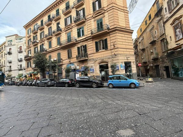 appartamento in vendita a Napoli in zona Pendino / San Giuseppe