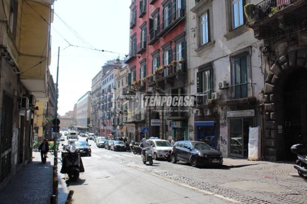 appartamento in vendita a Napoli in zona Stella
