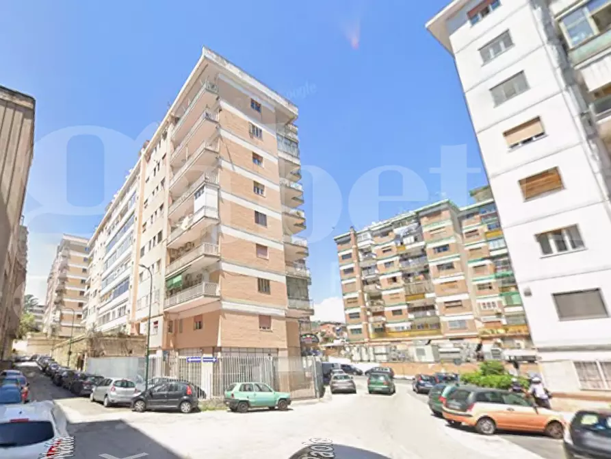 appartamento in vendita a Napoli in zona Fuorigrotta