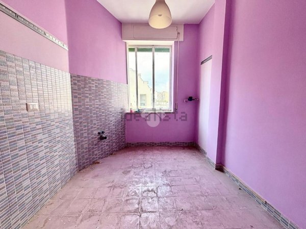 appartamento in vendita a Napoli in zona Fuorigrotta