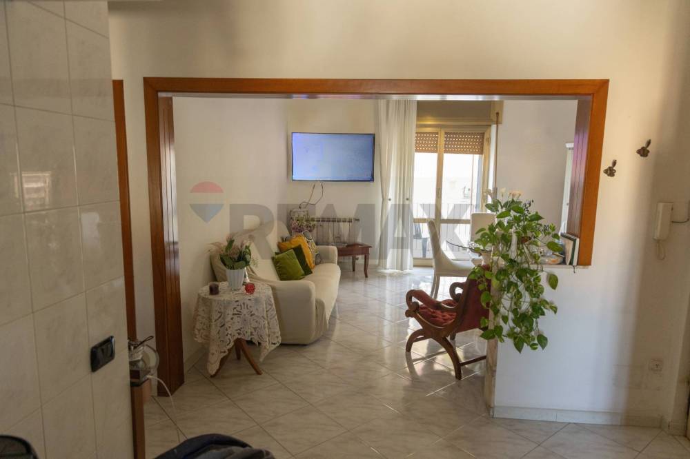 appartamento in vendita a Napoli in zona Fuorigrotta