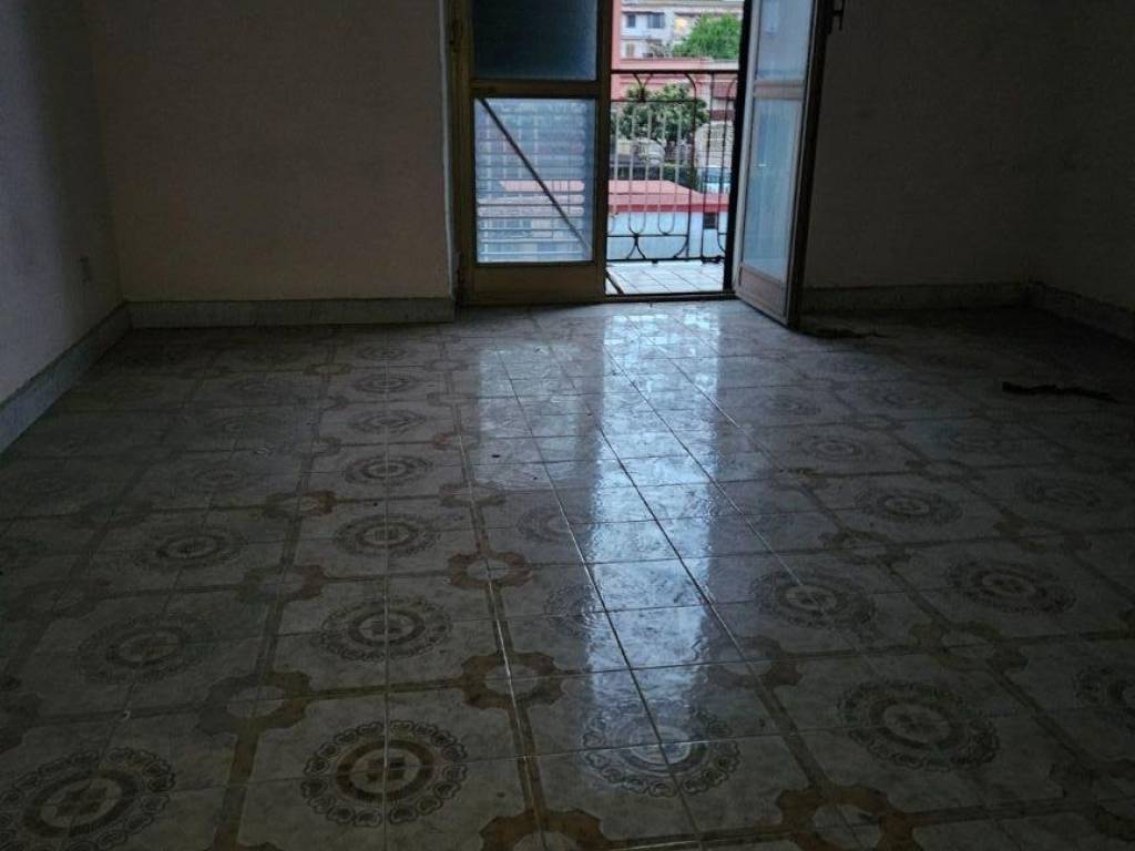 appartamento in vendita a Napoli in zona Barra