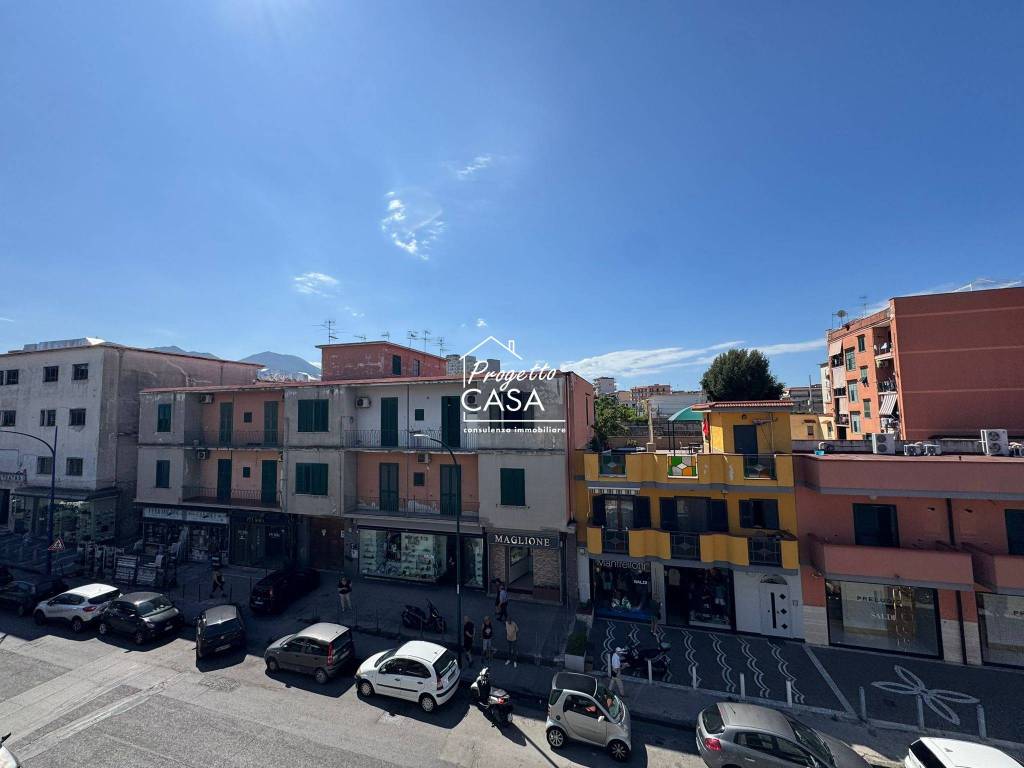 appartamento in vendita a Napoli in zona Ponticelli