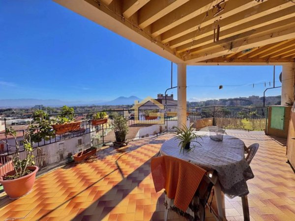 appartamento in vendita a Napoli in zona Piscinola