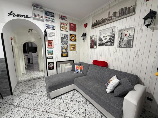 appartamento in vendita a Napoli in zona Pendino / San Giuseppe