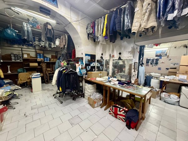 appartamento in vendita a Napoli in zona Pendino / San Giuseppe