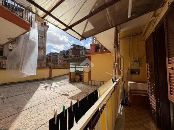 appartamento in vendita a Napoli in zona Secondigliano