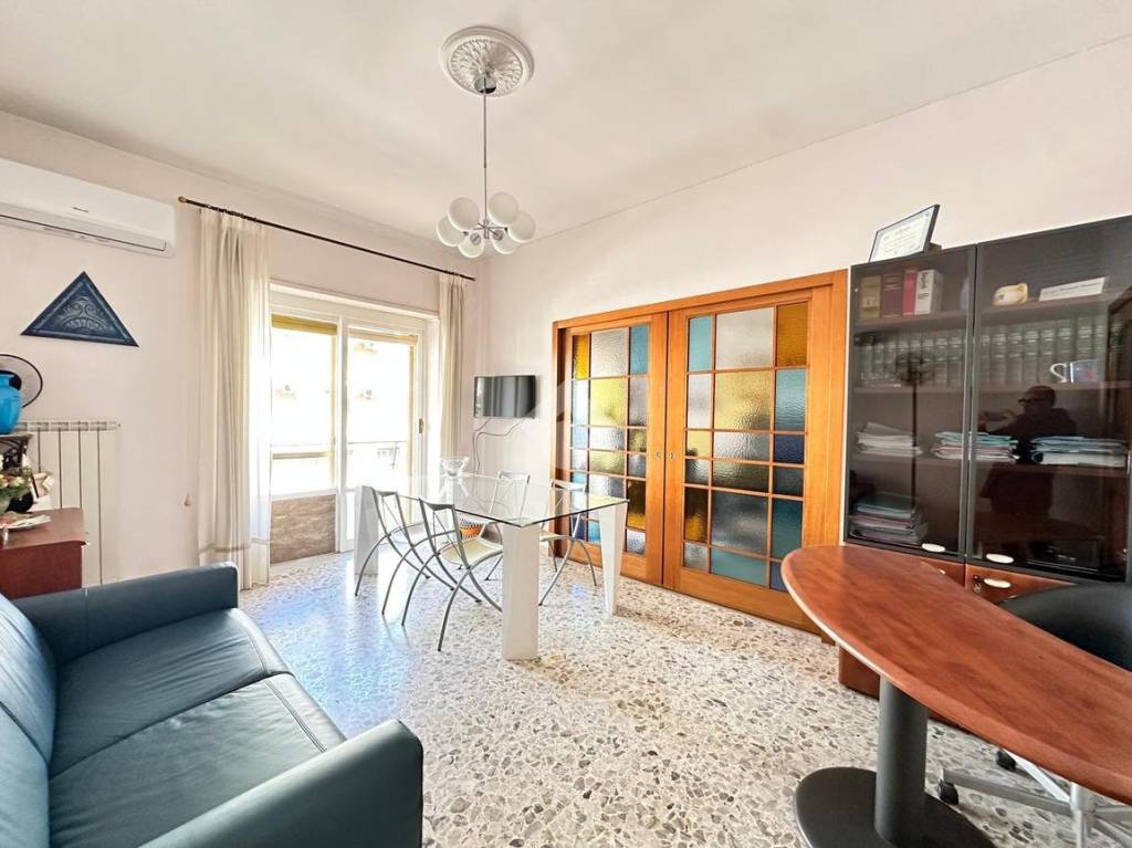 appartamento in vendita a Napoli in zona Arenella