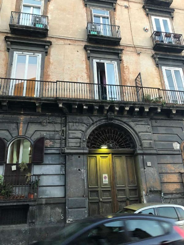 appartamento in vendita a Napoli