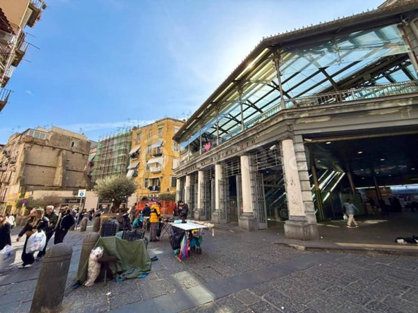 appartamento in vendita a Napoli in zona Arenella