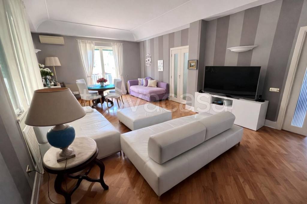 appartamento in vendita a Napoli in zona Vomero