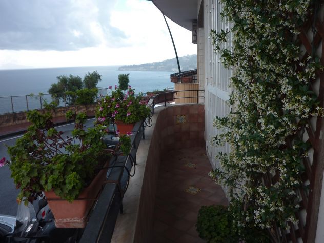 appartamento in vendita a Napoli in zona Posillipo