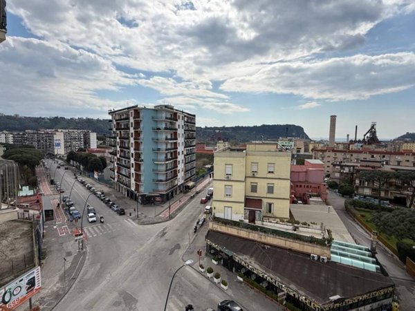appartamento in vendita a Napoli in zona Bagnoli