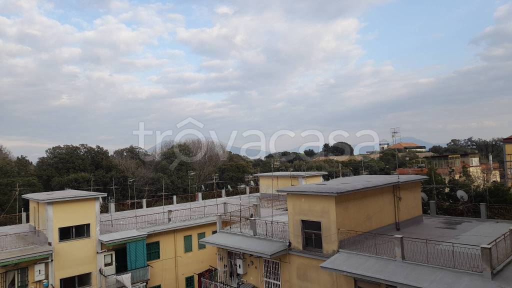 appartamento in vendita a Napoli in zona Capodimonte / Colli Aminei