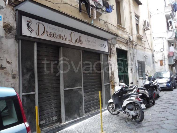negozio in vendita a Napoli