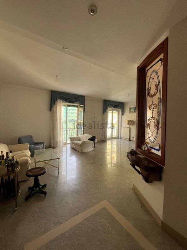 appartamento in vendita a Napoli in zona Arenella