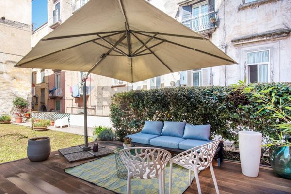 appartamento in vendita a Napoli in zona Avvocata