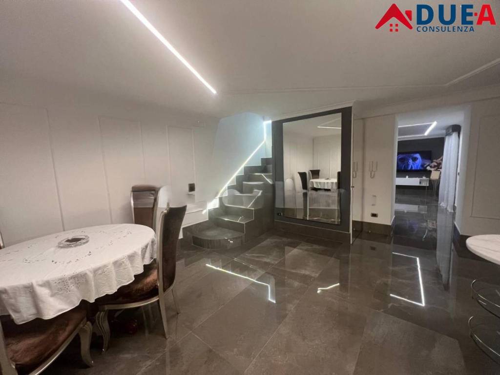 appartamento in vendita a Napoli