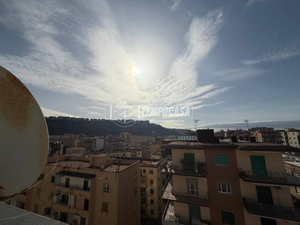 appartamento in vendita a Napoli in zona Fuorigrotta