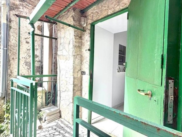 appartamento in vendita a Napoli in zona Chiaiano