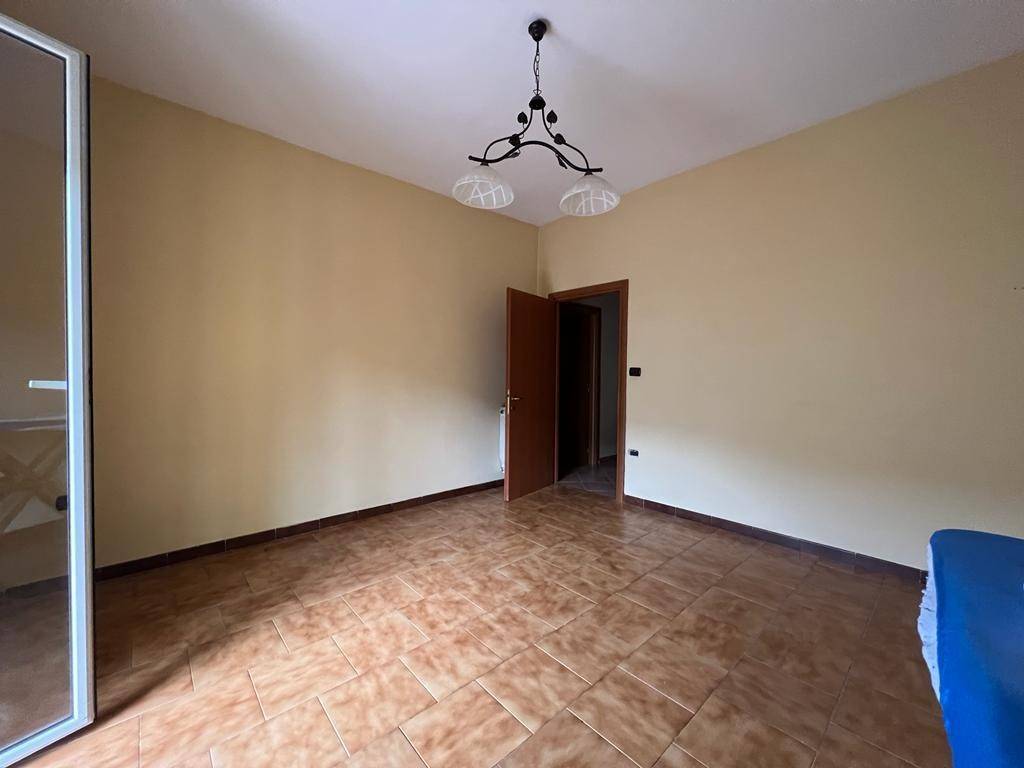 appartamento in vendita a Napoli in zona Pianura