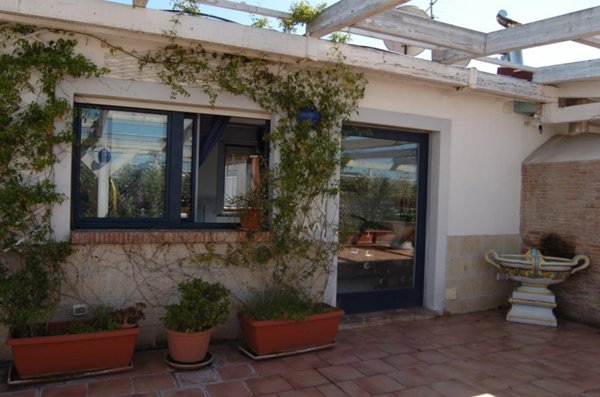 appartamento in vendita a Napoli in zona Fuorigrotta