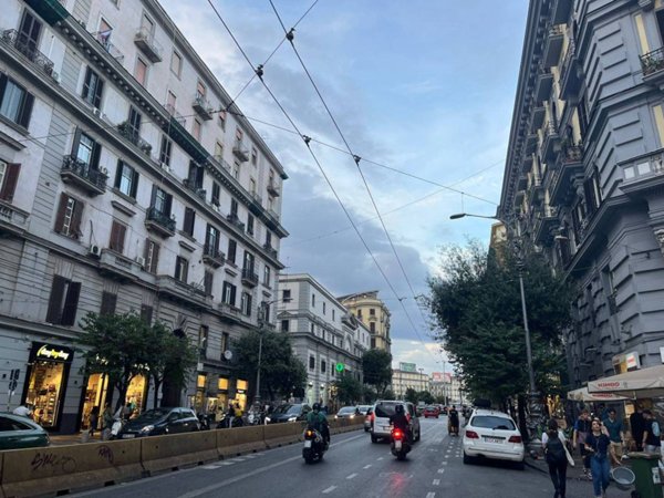 appartamento in vendita a Napoli in zona Pendino / San Giuseppe