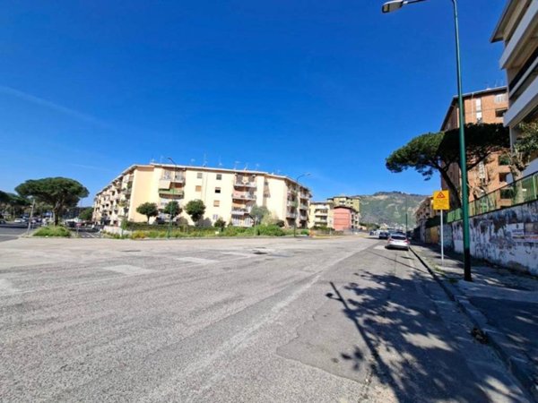 appartamento in vendita a Napoli in zona Soccavo