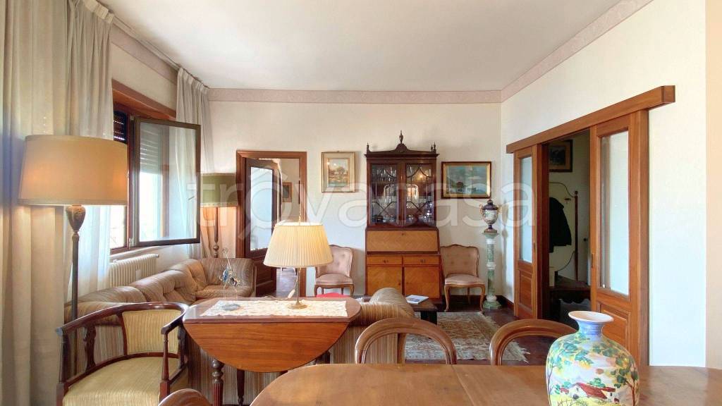 appartamento in vendita a Napoli in zona Posillipo