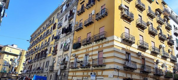 appartamento in vendita a Napoli