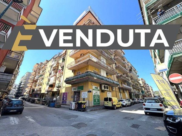 appartamento in vendita a Napoli in zona Pianura