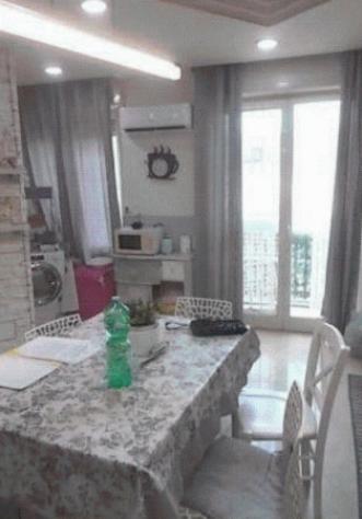 appartamento in vendita a Napoli in zona Fuorigrotta