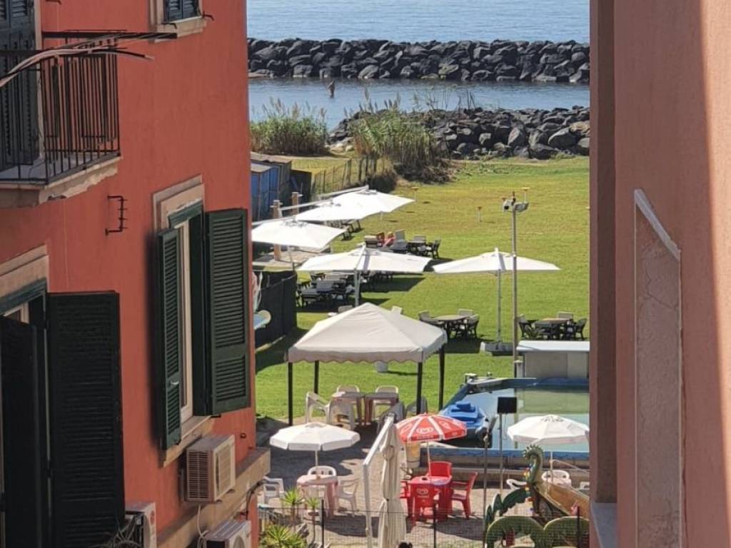 appartamento in vendita a Napoli in zona Bagnoli