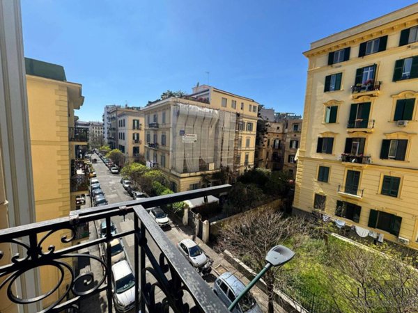 appartamento in vendita a Napoli in zona Vomero