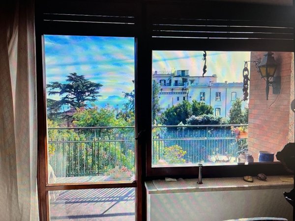 appartamento in vendita a Napoli in zona Posillipo
