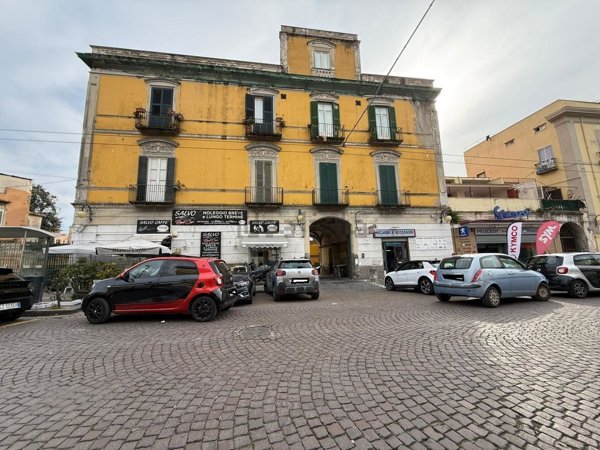 capannone in vendita a Napoli in zona San Giovanni a Teduccio