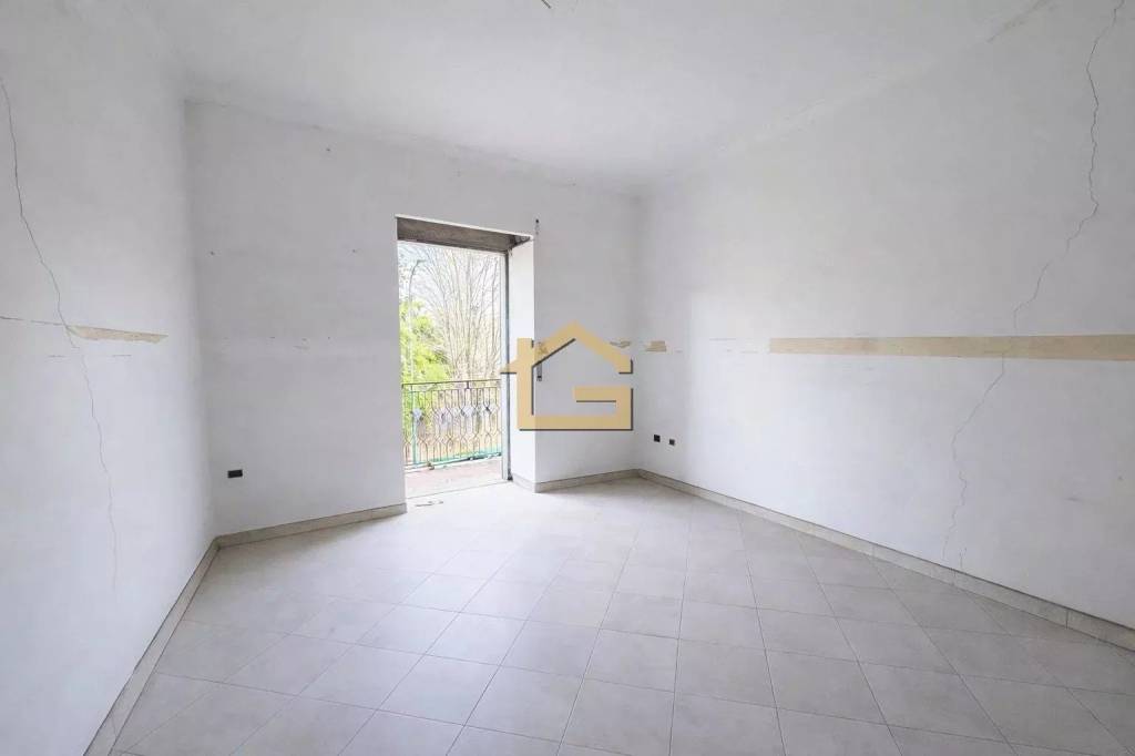 appartamento in vendita a Napoli in zona Miano