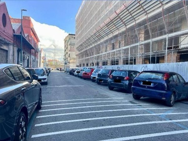 appartamento in vendita a Napoli in zona Poggioreale