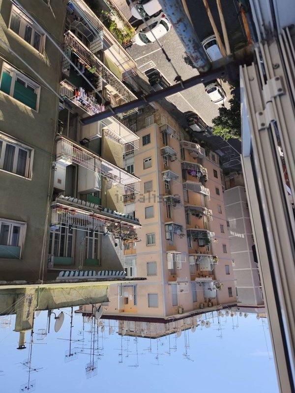 appartamento in vendita a Napoli in zona Arenella