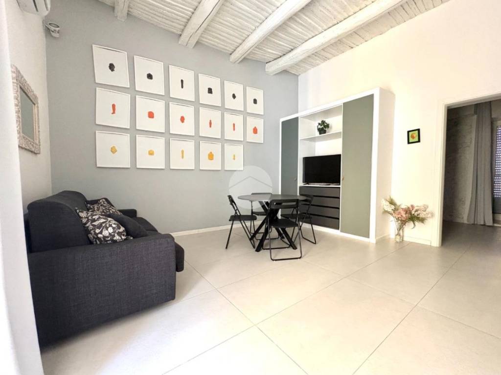 appartamento in vendita a Napoli in zona Stella