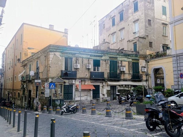 appartamento in vendita a Napoli